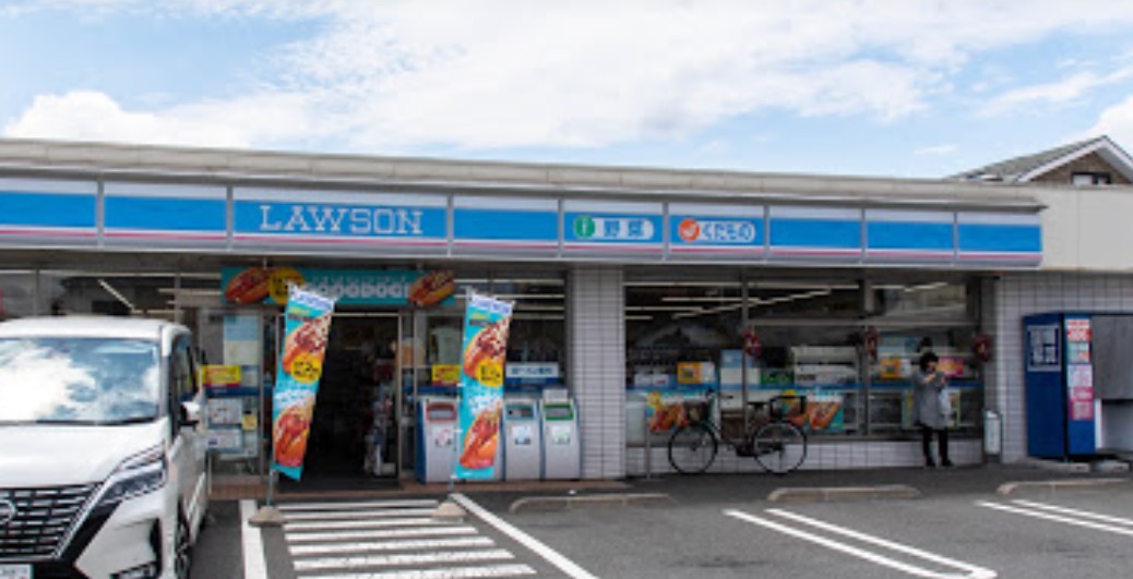 コンビニ　ローソン 小平学園東町店（コンビニ）まで350m