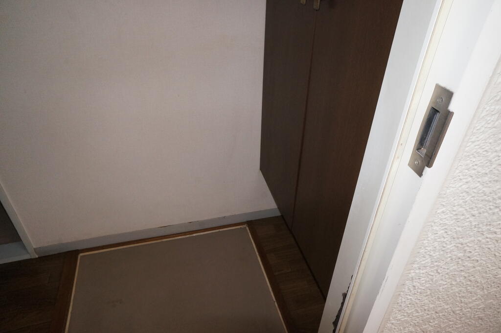 グリーンガーデンの玄関写真