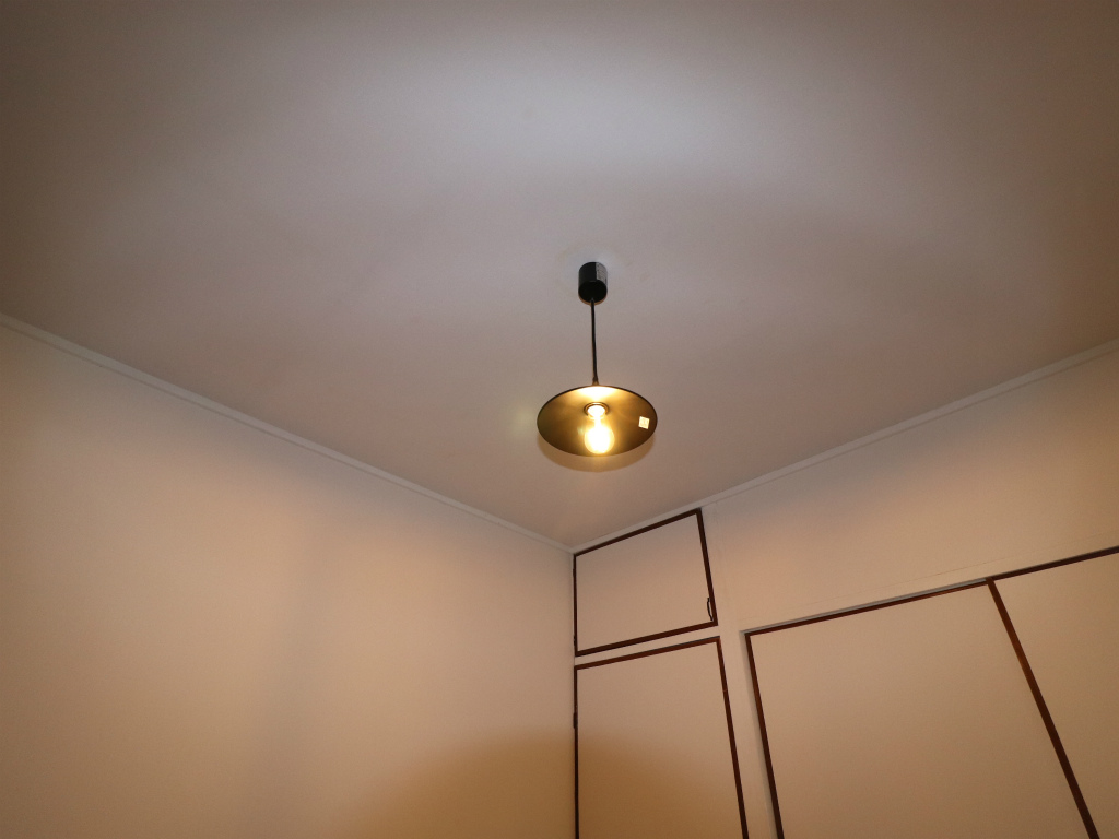 ロビー　照明設備