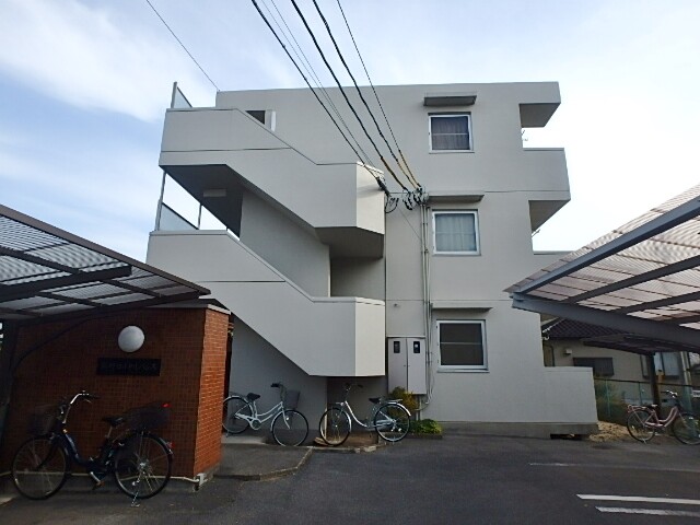 【宇都宮市新町のマンションの建物外観】