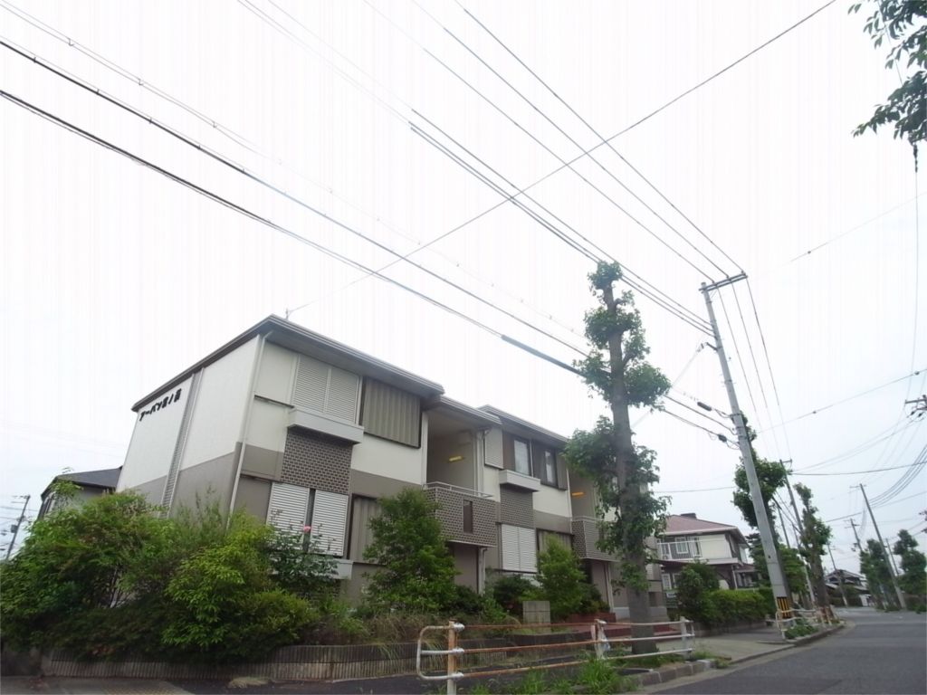 【神戸市西区池上のアパートの建物外観】