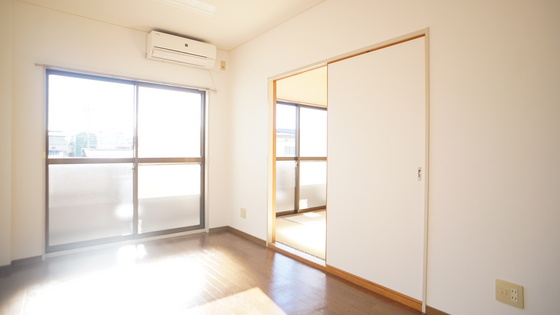 居室・リビング　リビング