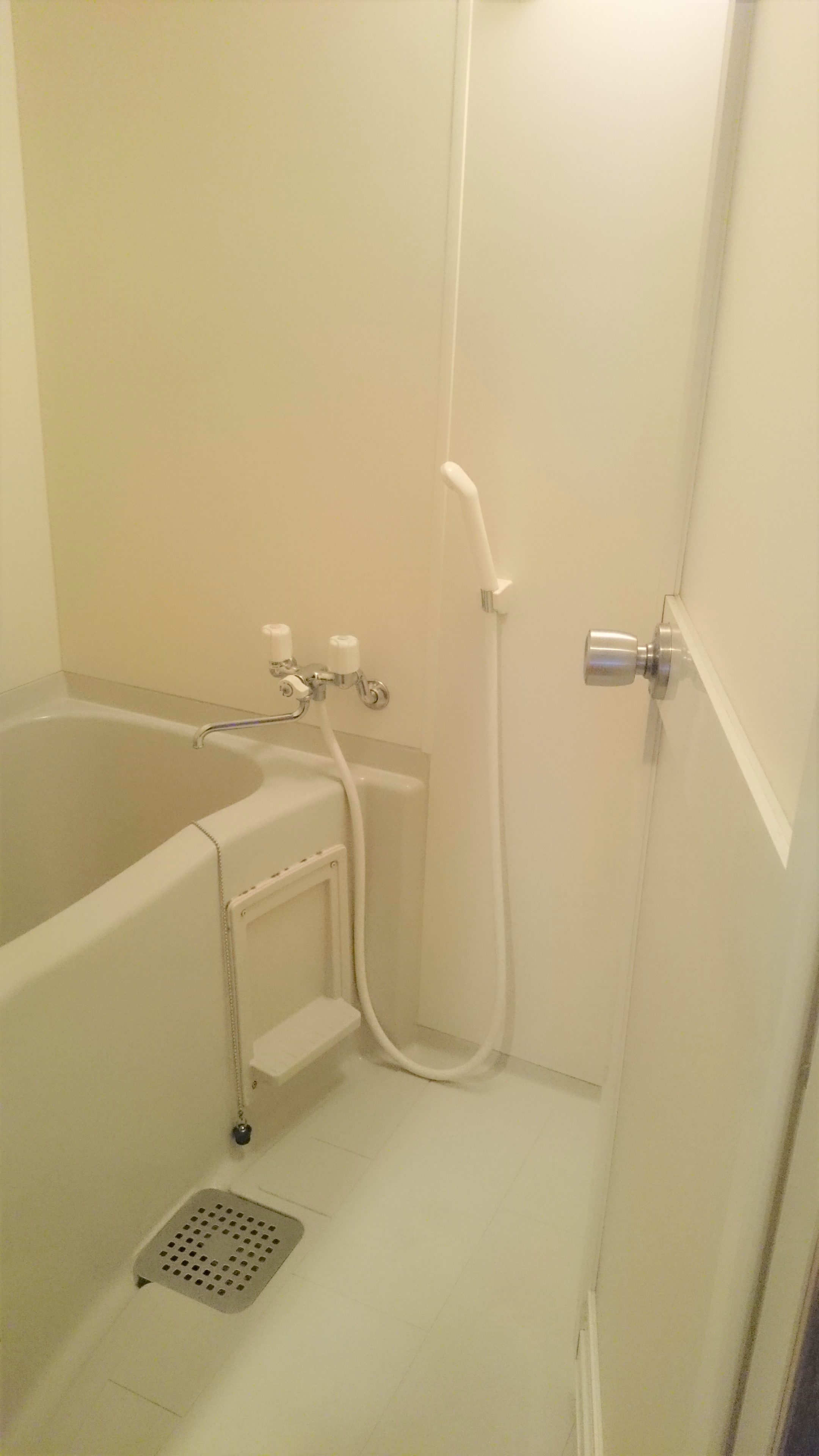 バス・シャワールーム　ユニットバスイメージ写真