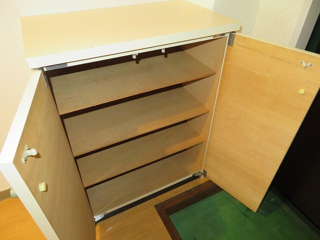 玄関　シューズボックス