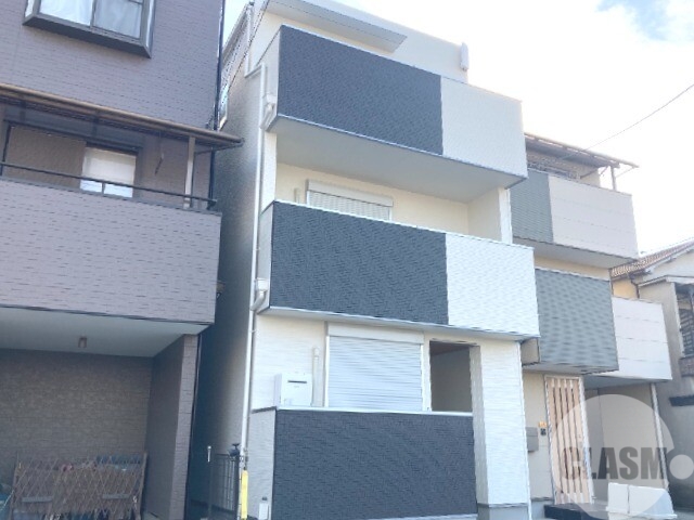 堺市中区福田のアパートの建物外観