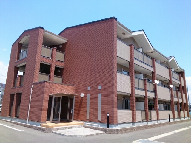 静岡県浜松市中央区寺脇町（マンション）の賃貸物件の外観