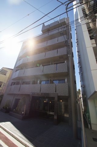 横浜市南区南太田のマンションの建物外観