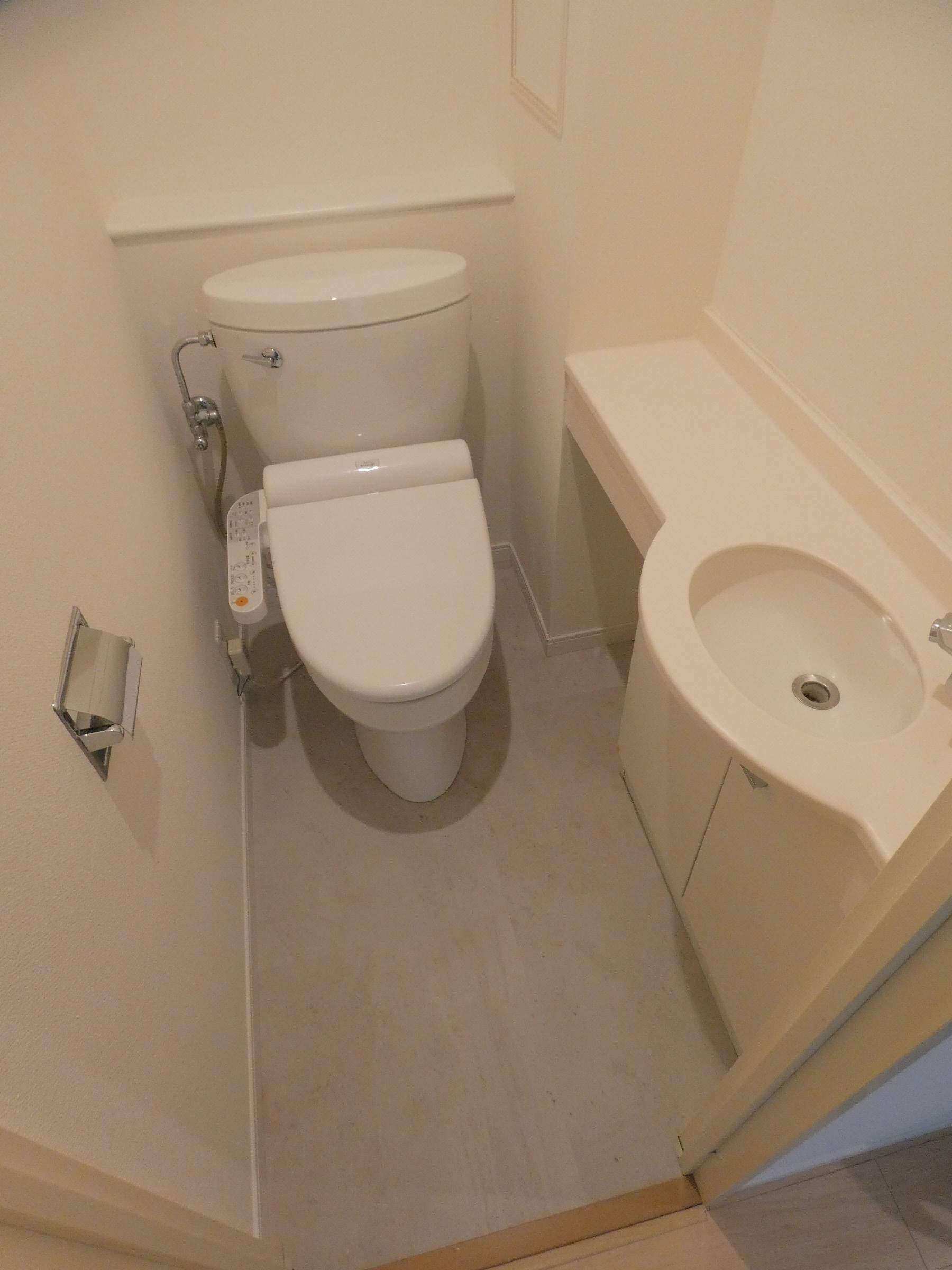 デュオフラッツ赤坂のトイレ写真