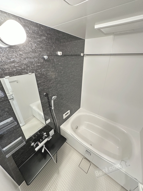 バス・シャワールーム　追い焚き付で寒い日も温まります♪