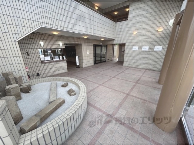 ロビー　ロビー