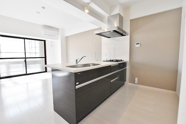 居室・リビング　★ＬＤＫ１４帖★