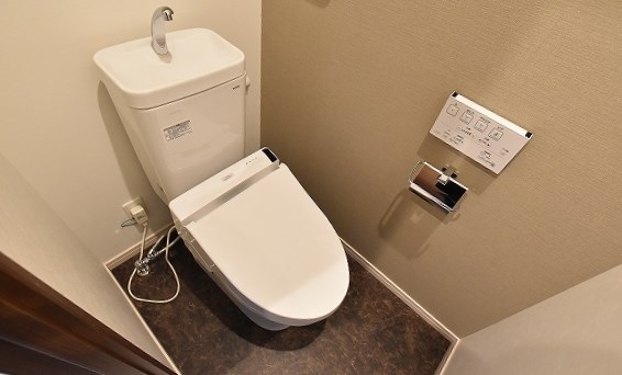 トイレ　★温水洗浄便座付トイレ★