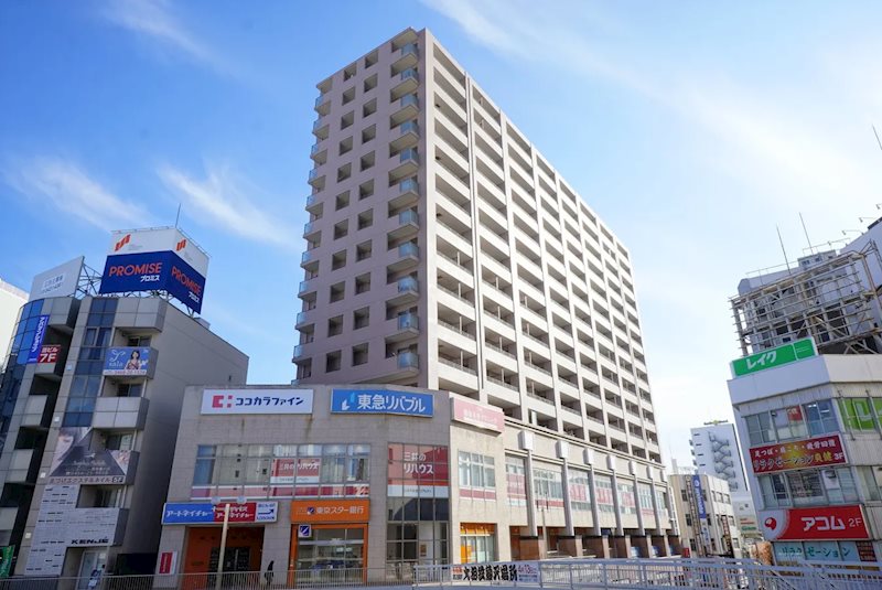 藤沢市南藤沢のマンションの建物外観