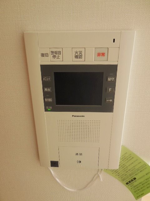 【尼崎市杭瀬本町のマンションのセキュリティ】