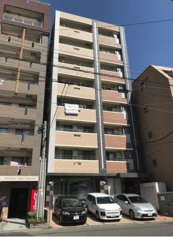 【鹿児島市上之園町のマンションの建物外観】