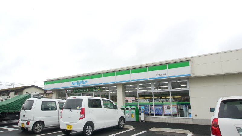 コンビニ　ファミリーマート水戸笠原北店（コンビニ）まで480m