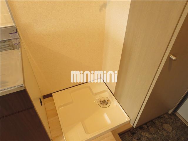 その他設備　室内洗濯機置き場には排水パン付き。