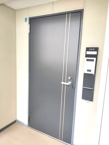 玄関　毎日通る玄関はこちらです