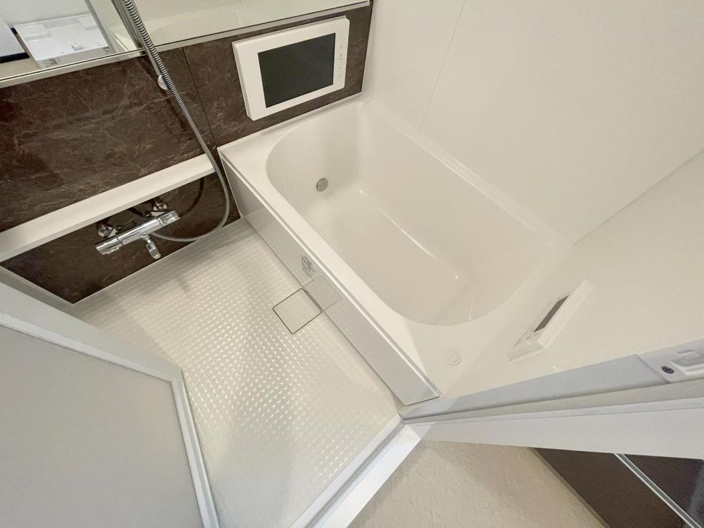 バス・シャワールーム　バス