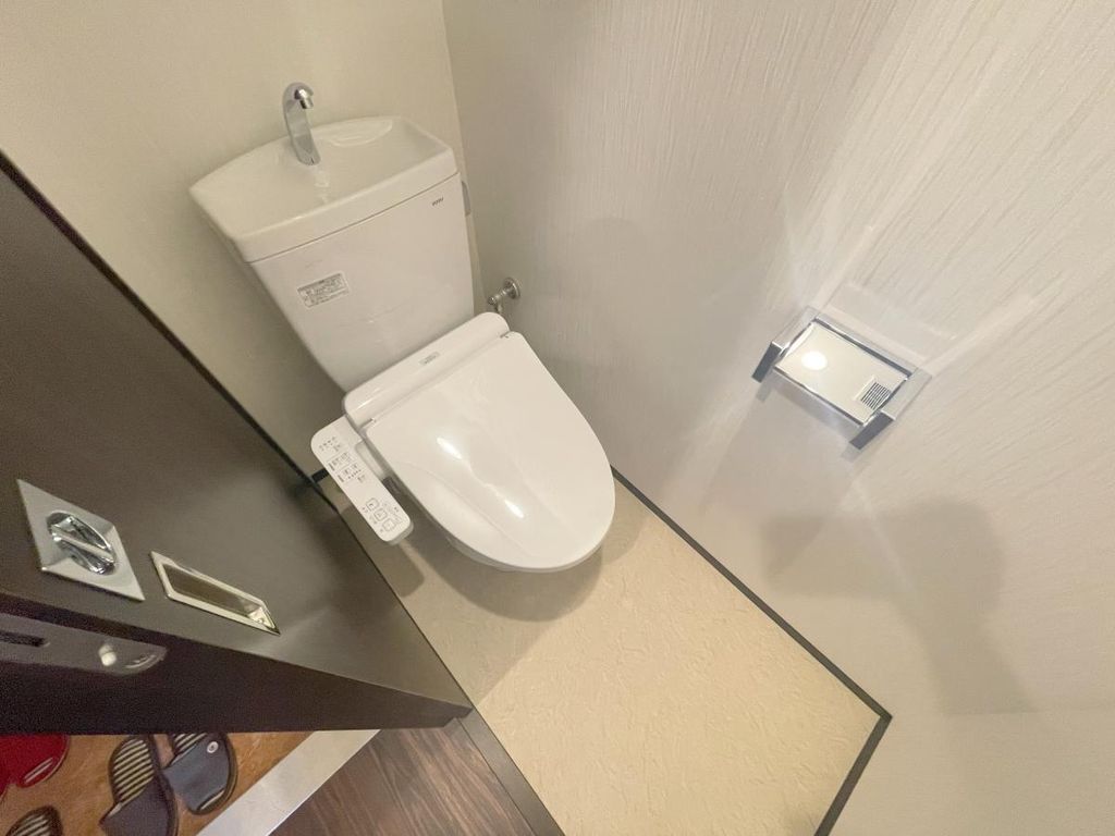 トイレ　トイレ