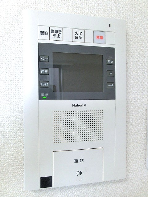 セキュリティ　ハイリーフ上野のモニター付きインターホンセキュリティ