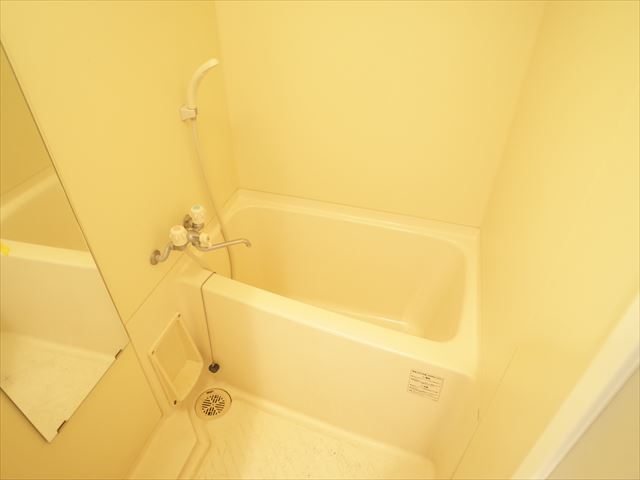 バス・シャワールーム　別室の写真となります。