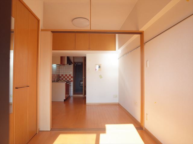 居室・リビング　別室の写真となります。