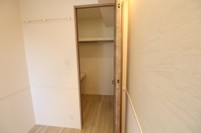 収納　※同タイプの部屋写真です