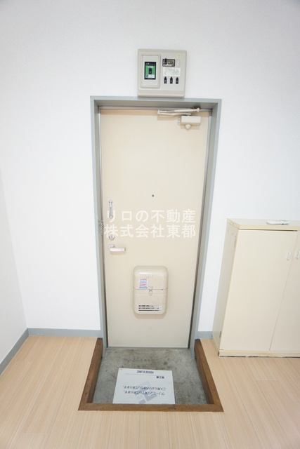 玄関　すっきりシンプルな玄関スペースです！