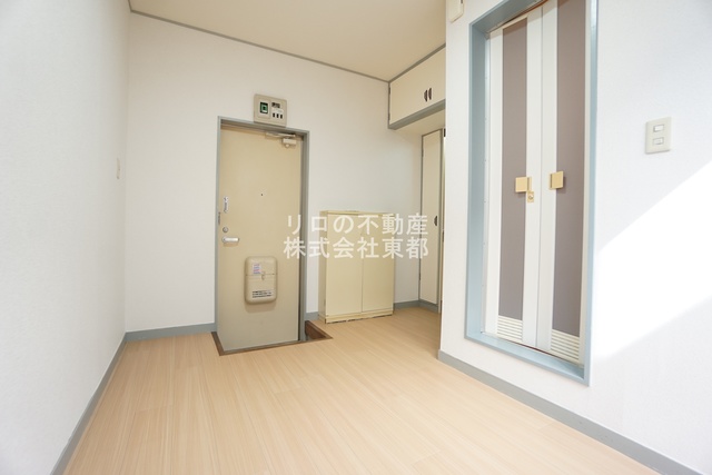 その他部屋・スペース　窓から暖かな日差しが入ります♪