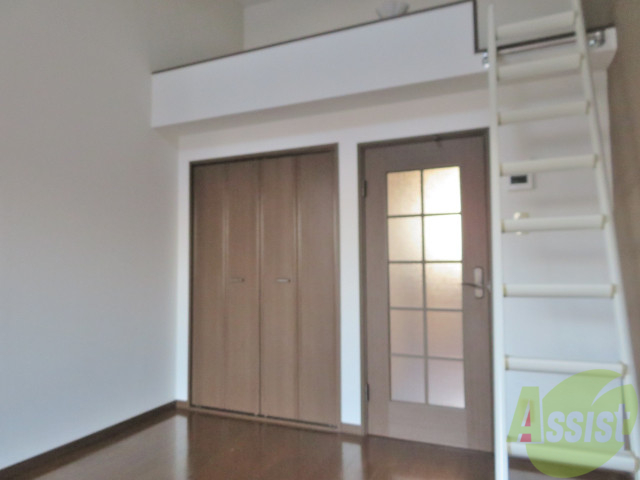 収納　クローゼットがありました。お洋服や荷物はここへ