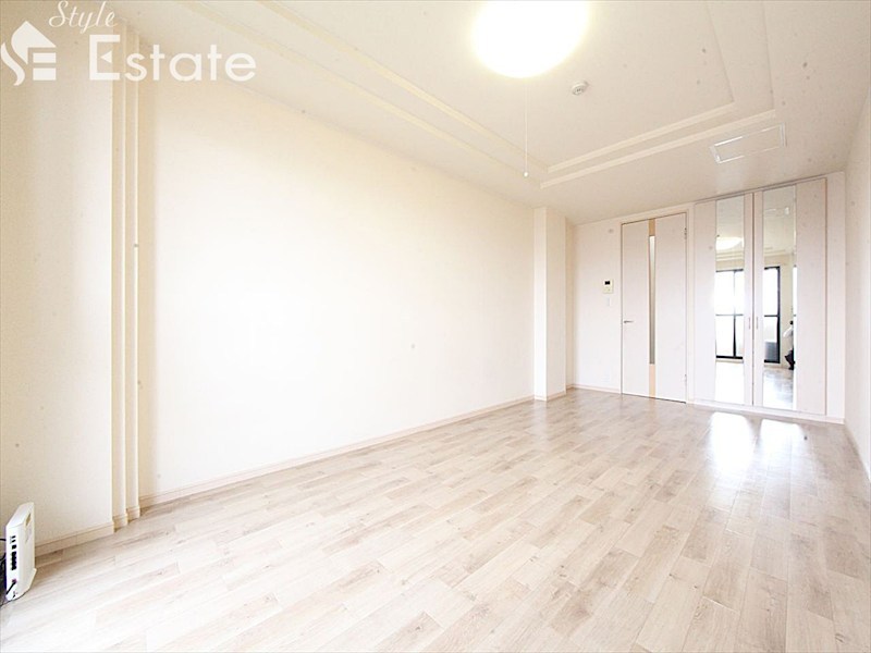 居室・リビング　内装