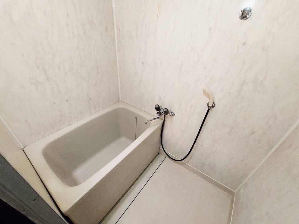 バス・シャワールーム　浴室