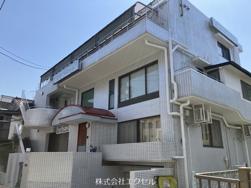 建物外観　高幡不動駅から徒歩２分の物件です。