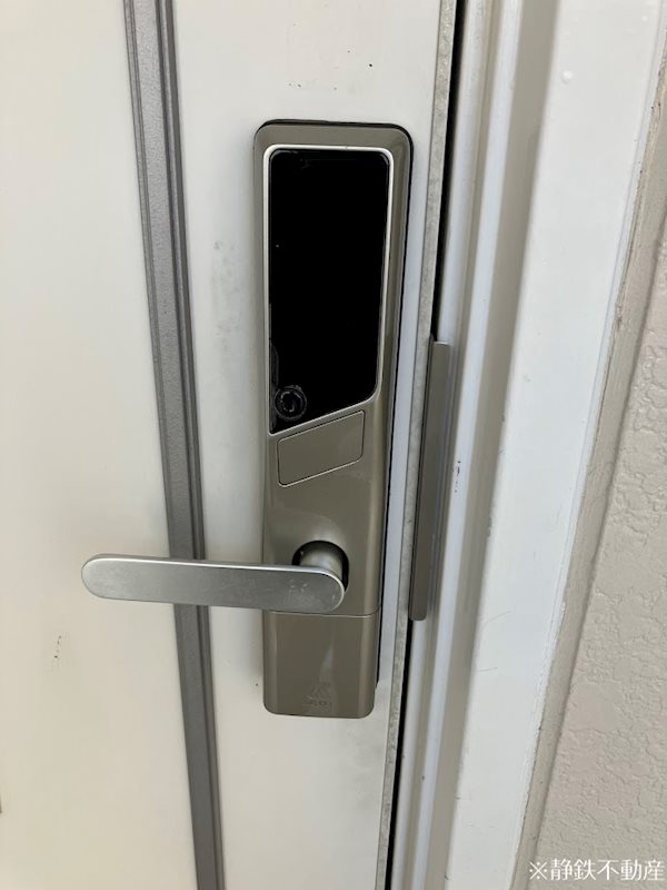 玄関　電子錠