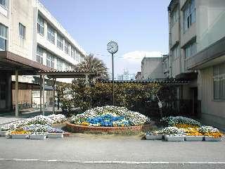 小学校　静岡市立中田小学校（小学校）まで160m