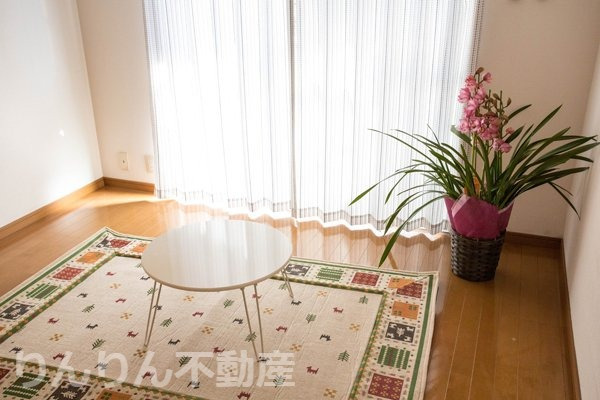 居室・リビング　ゆったりとした居間です