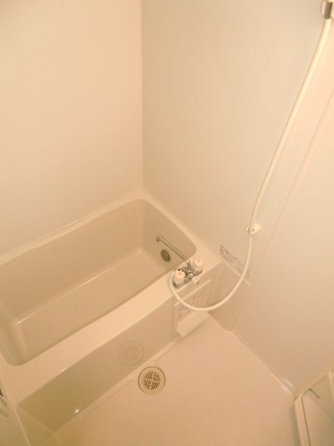 バス・シャワールーム　バスルーム