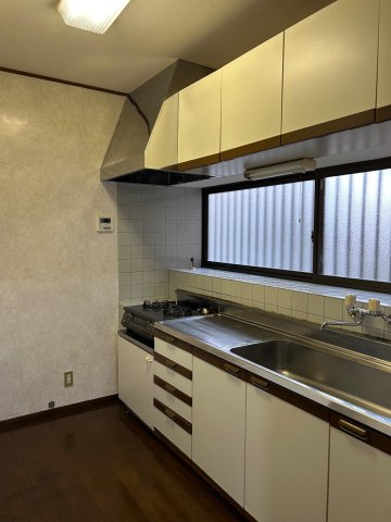 キッチン　独立キッチンだから料理も楽しい！