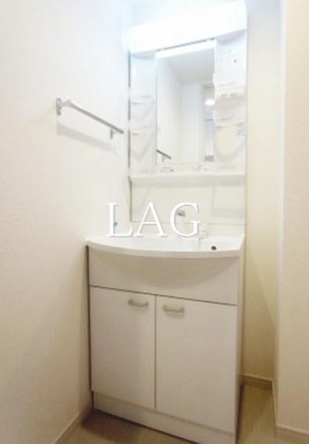 洗面設備　洗面台です。