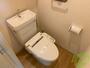 トイレ　トイレには、温水洗浄便座機能が付いています。