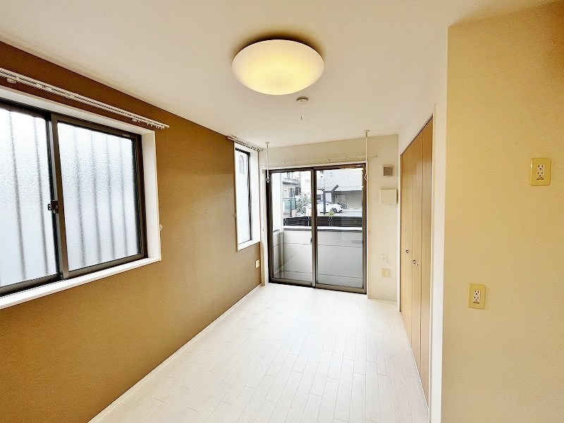 居室・リビング　★洋室7.6帖★