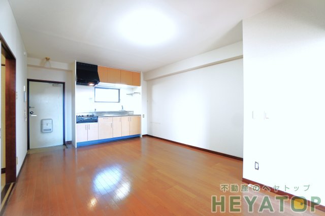 居室・リビング　ＬＤＫ１２帖（ガスコンロはサービス品です）