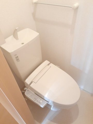トイレ　コンパクトで使いやすいトイレです