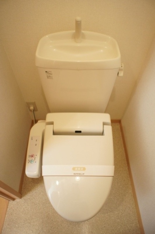 トイレ　図面と現状に相違がある場合には現状を優先