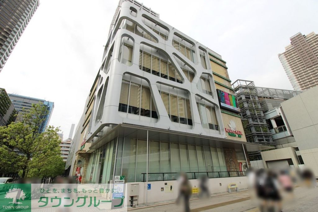 ショッピングセンター　ユニクロ武蔵小杉東急スクエア店（ショッピングセンター）まで1090m