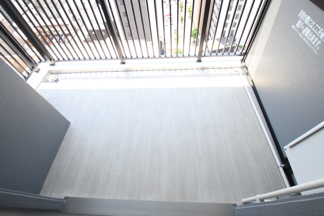 バルコニー　※別室の参考写真の為、現況優先です。