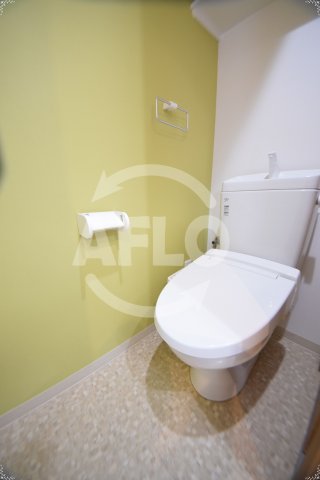 トイレ　モノトーン難波　トイレ