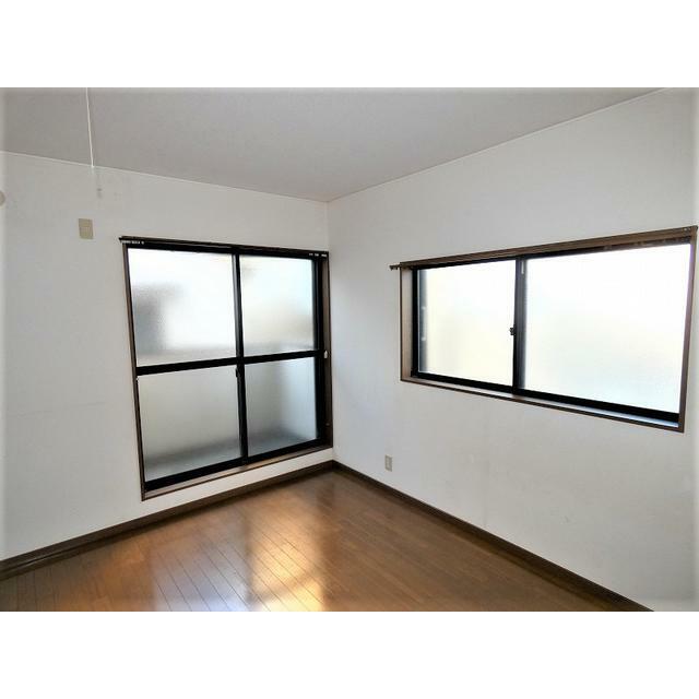 その他部屋・スペース　２階　洋室　２面採光