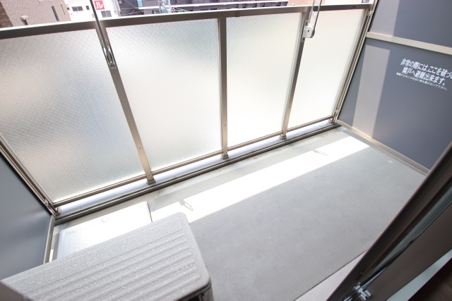 バルコニー　※別室の参考写真の為、現況優先です。